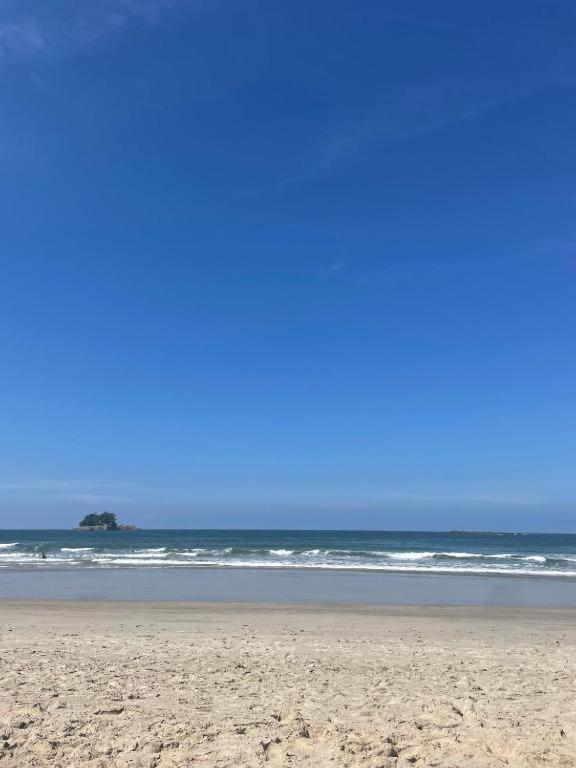 Casa Linda E Espacosa Com Piscina No Guarujá Eksteriør billede